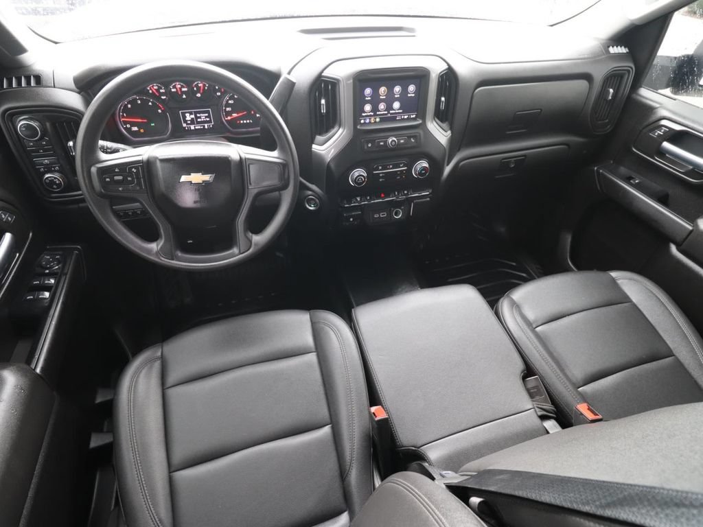 Used 2024 Chevrolet Silverado 3500 W/T w/ WT Convenience Package AWD/4WD image 4