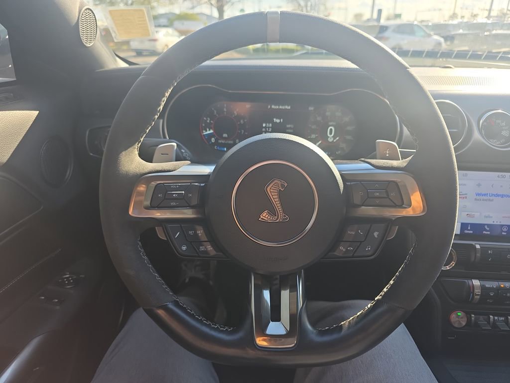 Used 2022 Ford Mustang Shelby GT500 w/ Technology Package image 27