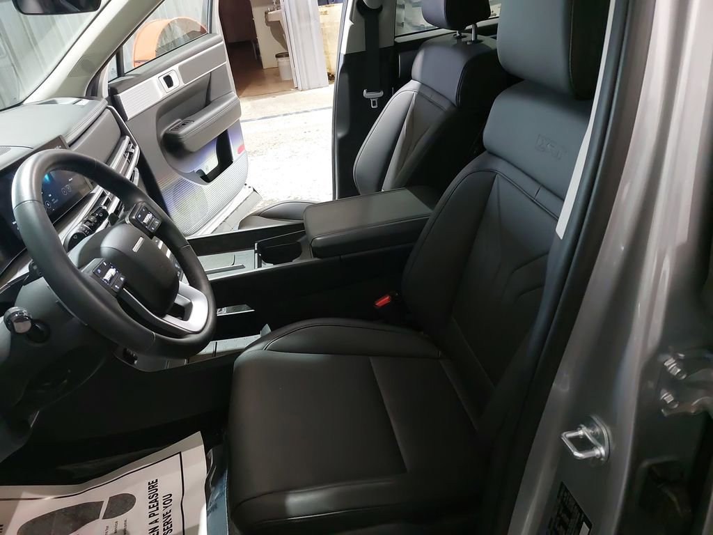 Certified 2025 Hyundai Santa Fe XRT image 16