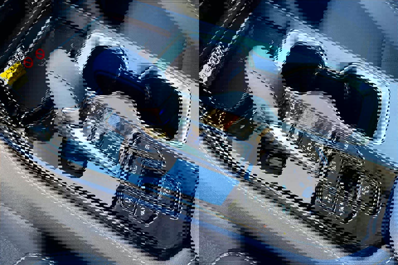 Used 2024 Lexus NX 350h Luxury w/ Vision Package image 14