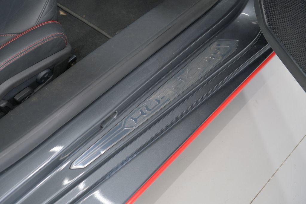Used 2021 Lamborghini Huracan EVO image 37