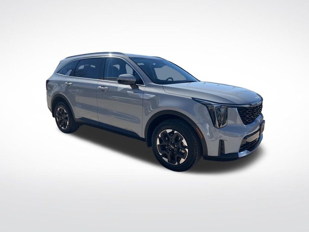 Certified 2025 Kia Sorento S image 3