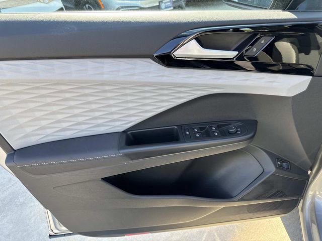 Certified 2024 Volkswagen Taos S image 14