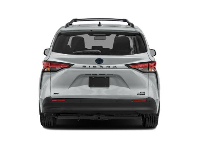 Used 2022 Toyota Sienna XLE Woodland Edition AWD/4WD image 5