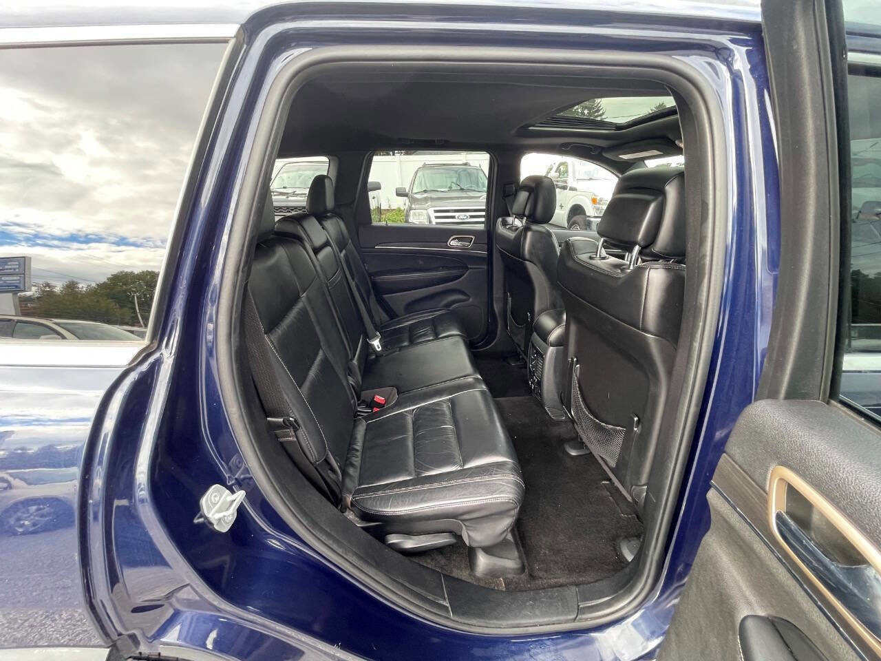 Used 2015 Jeep Grand Cherokee Limited image 28