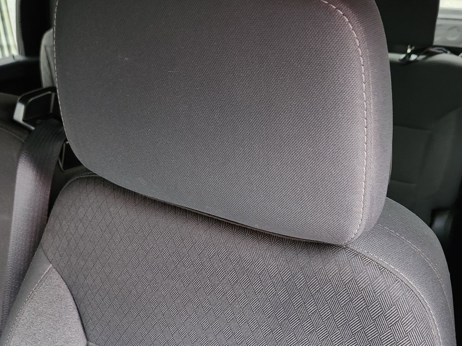 Used 2022 Chevrolet Silverado 2500 Custom w/ Custom Value Package image 16