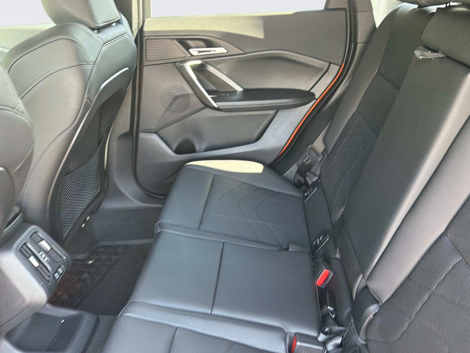 Used 2023 BMW X1 xDrive28i w/ Convenience Package AWD/4WD image 12