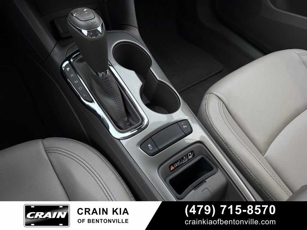 Used 2017 Chevrolet Cruze Premier w/ Enhanced Convenience Package FWD image 18