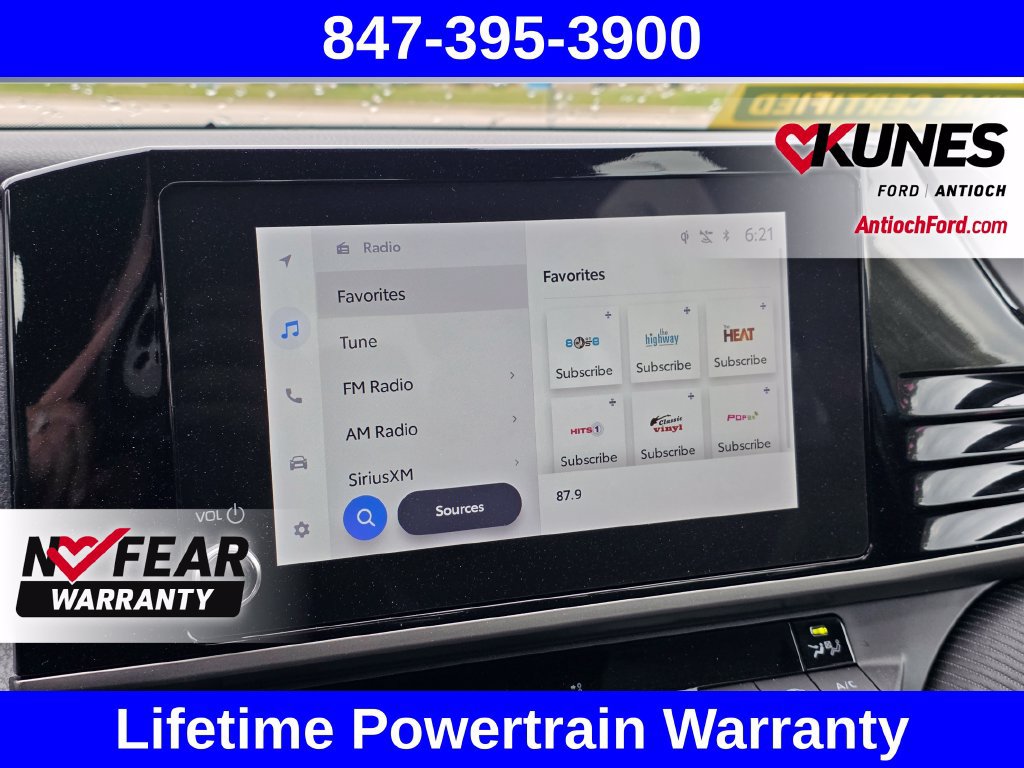 Used 2025 Toyota Camry SE FWD image 54