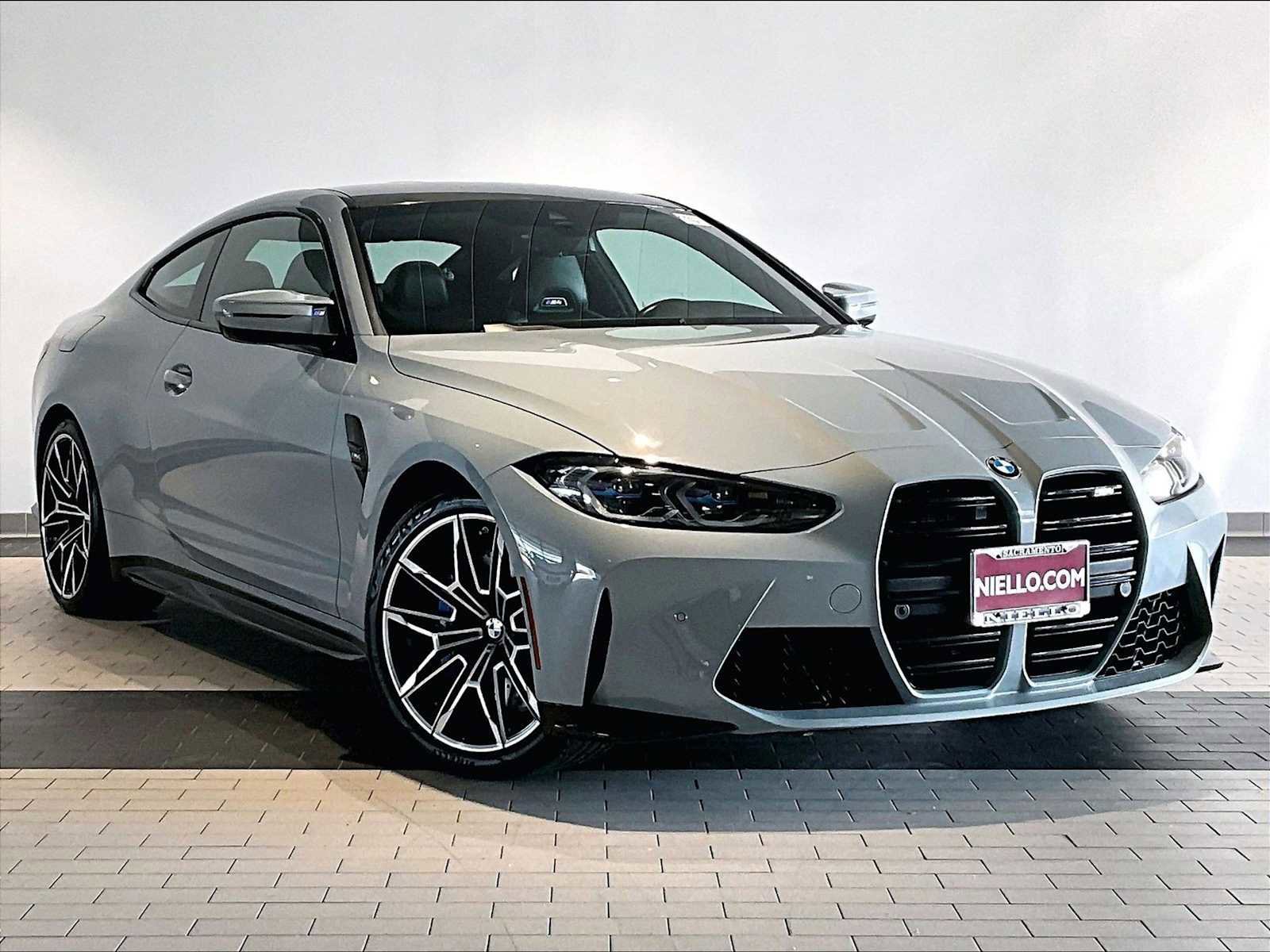 Used 2022 BMW M4 Coupe w/ Executive Package image 12