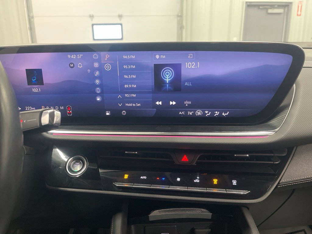 Used 2024 Buick Envision Preferred AWD/4WD image 23