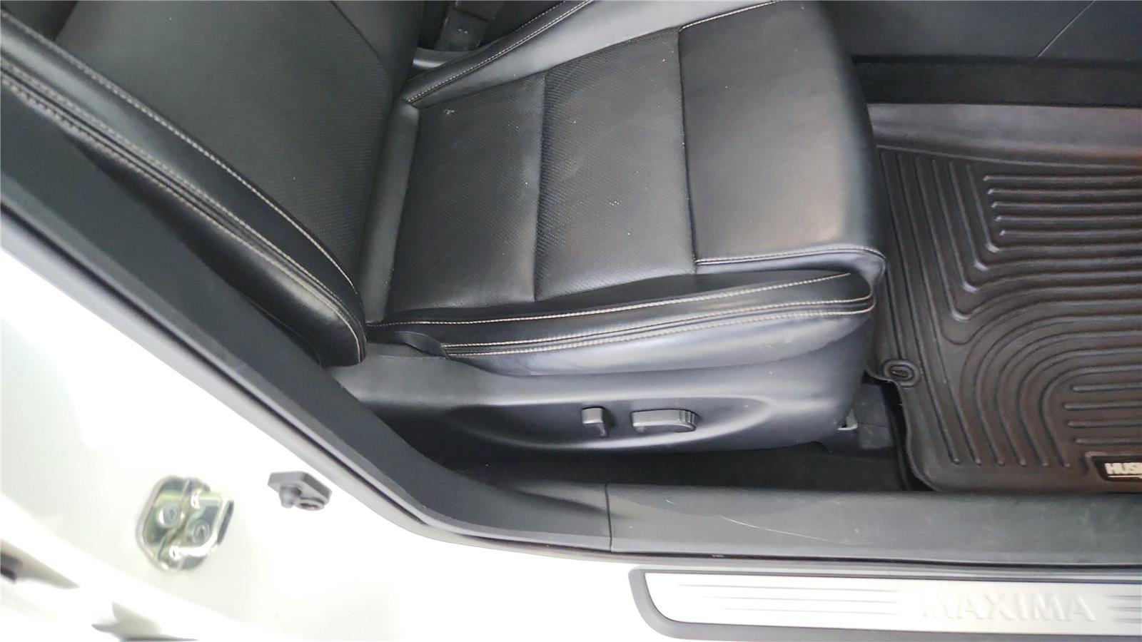 Used 2017 Nissan Maxima 3.5 SV FWD image 27