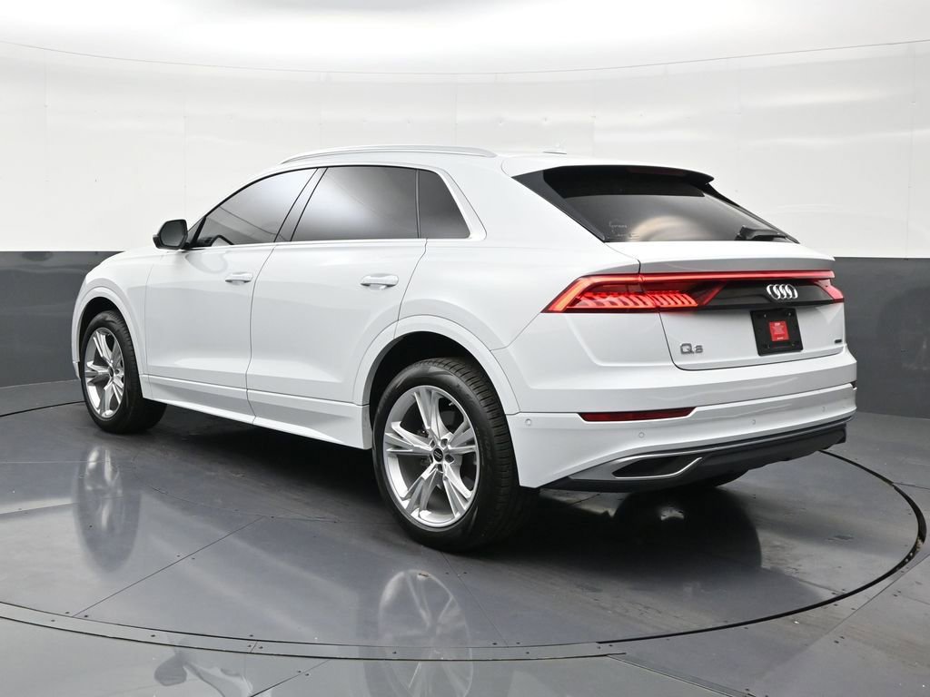 Used 2023 Audi Q8 Premium w/ Convenience Package image 3