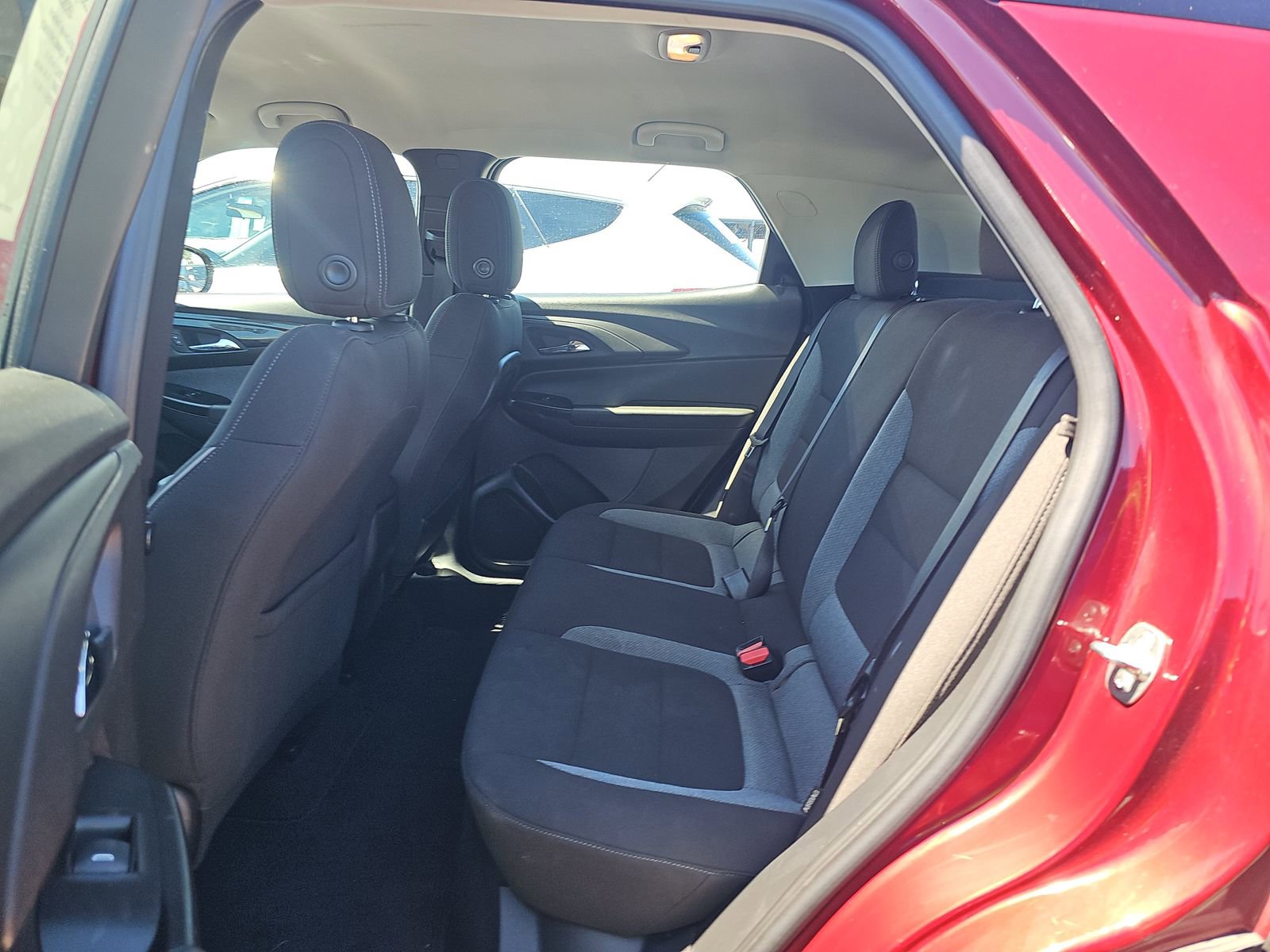 Used 2024 Chevrolet TrailBlazer LS image 17