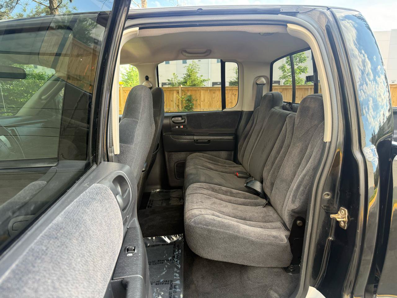 Used 2004 Dodge Dakota SLT w/ Deluxe Convenience Group AWD/4WD image 17