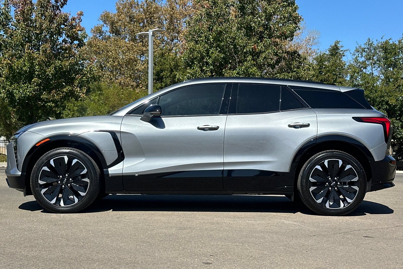 Used 2024 Chevrolet Blazer EV RS AWD/4WD image 7