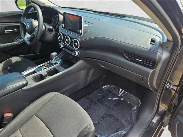 Used 2024 Nissan Sentra SV image 21