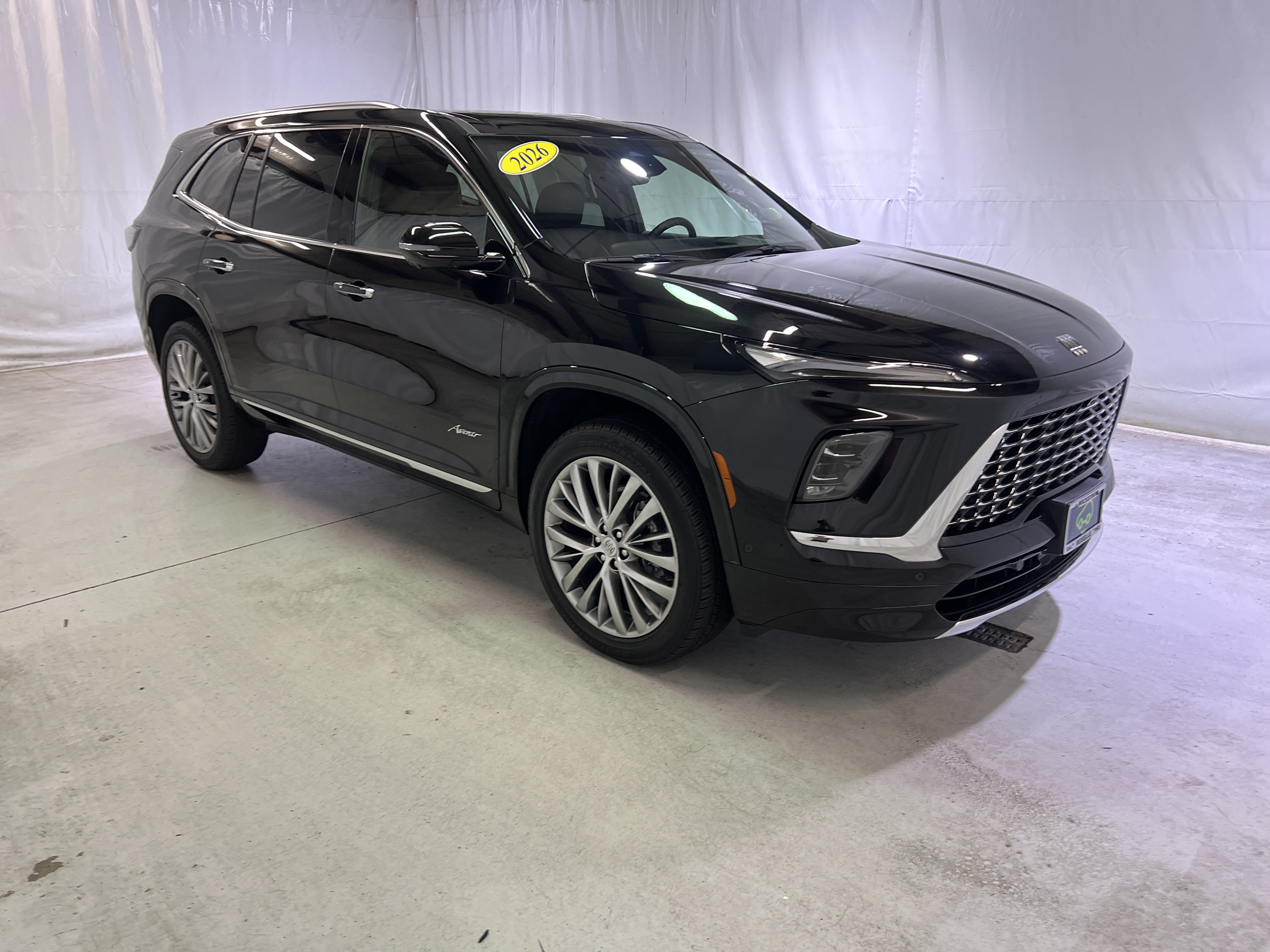 Certified 2026 Buick Enclave Avenir w/ Super Cruise Package AWD/4WD image 2