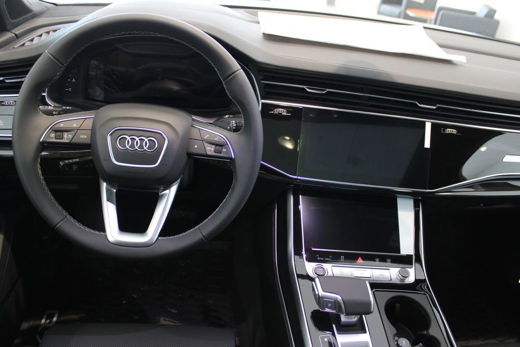 New 2026 Audi Q7 3.0T Prestige image 5