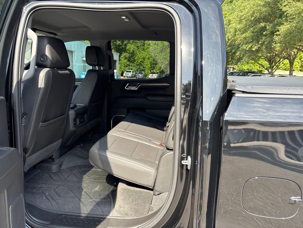 Used 2022 Chevrolet Silverado 1500 RST w/ Redline Edition AWD/4WD image 6