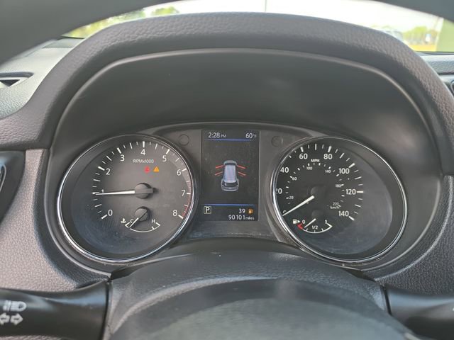 Used 2018 Nissan Rogue S image 10