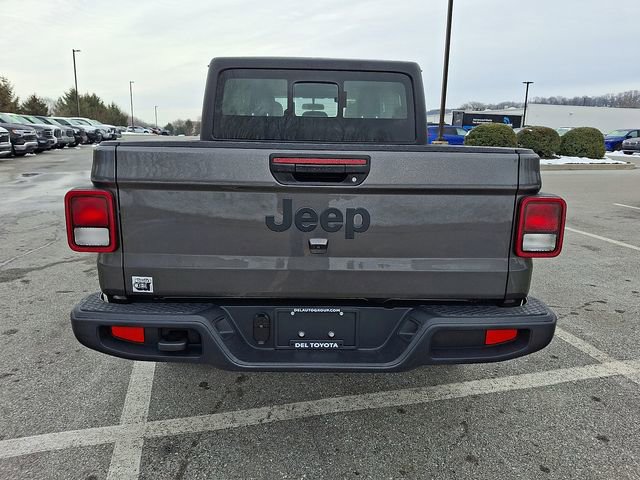 Used 2024 Jeep Gladiator Sport image 5