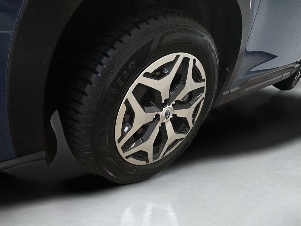Used 2022 Subaru Forester Premium image 4