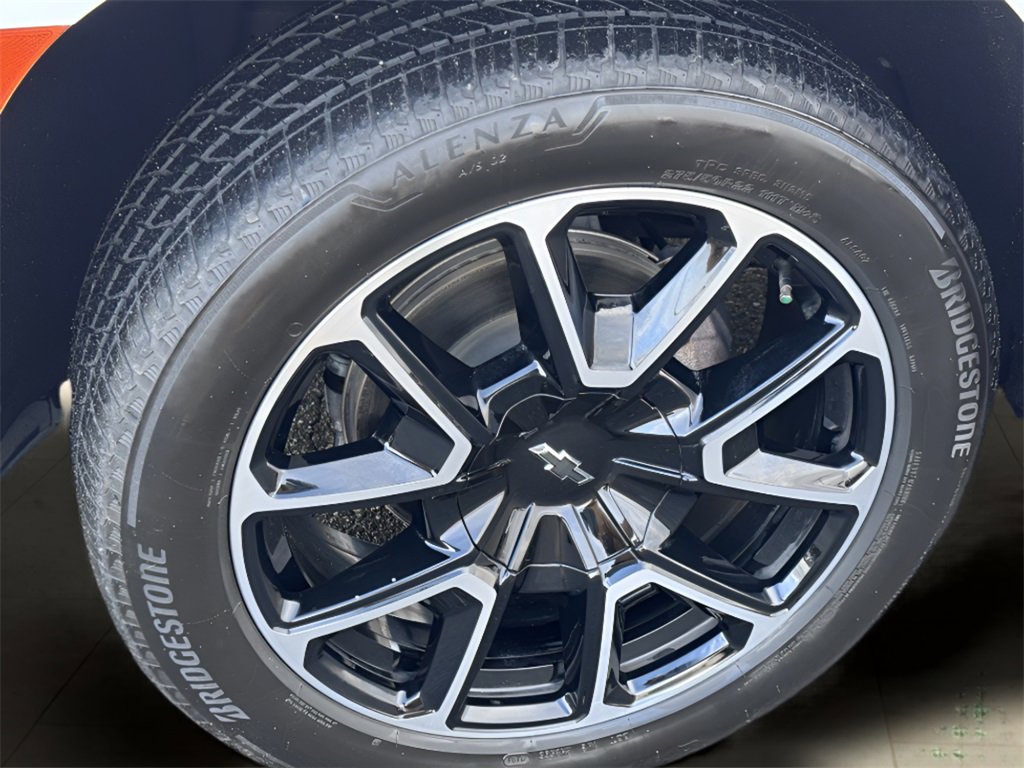 Used 2021 Chevrolet Suburban RST w/ Rear Media and Nav Package image 25