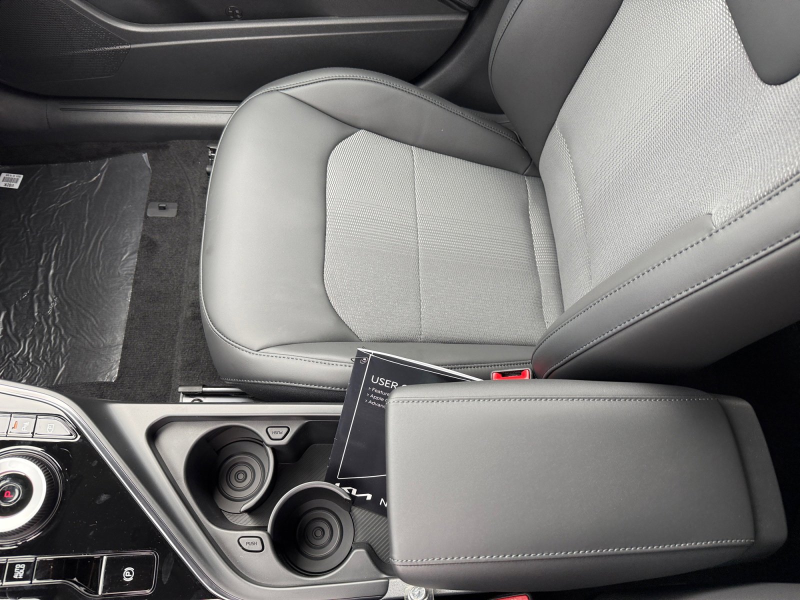 New 2026 Kia Niro Wind image 14