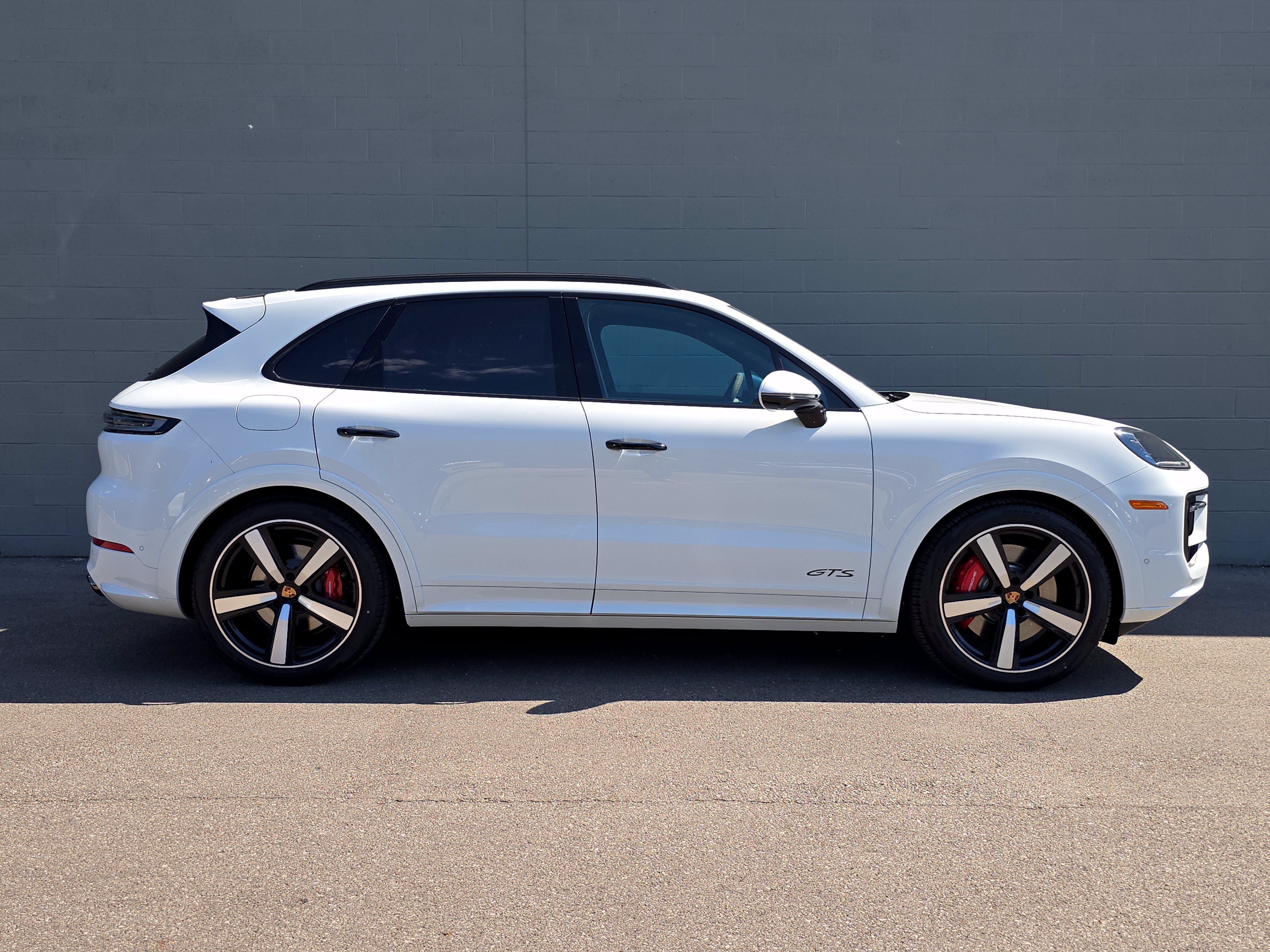 New 2026 Porsche Cayenne GTS AWD/4WD image 10