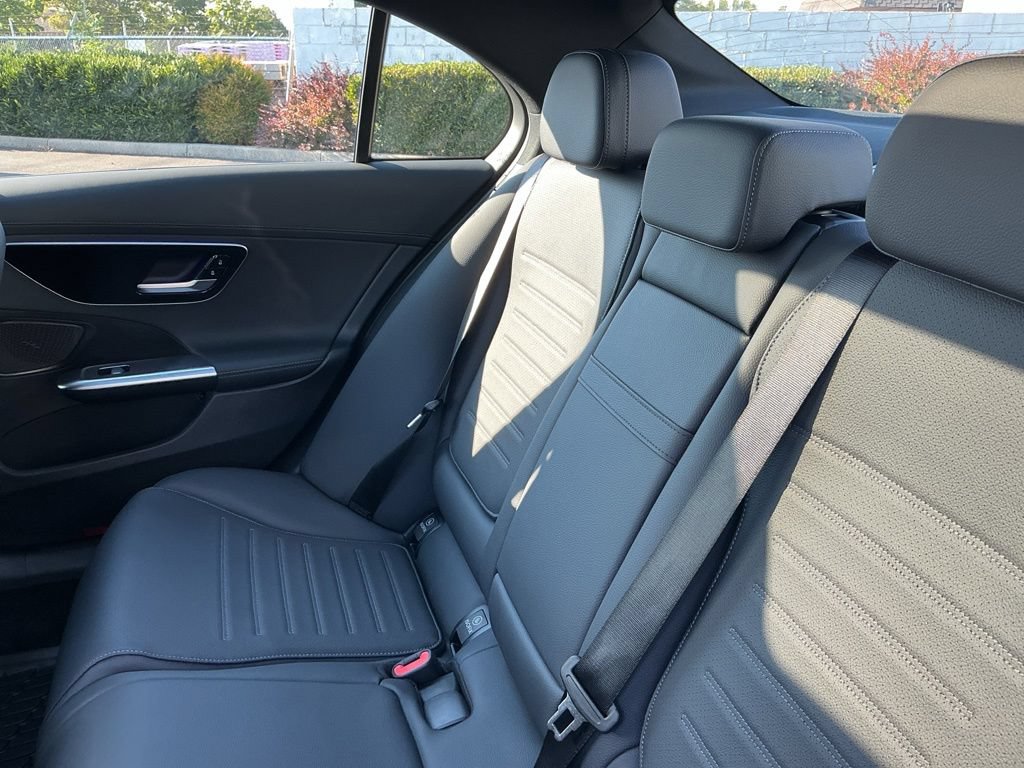 New 2026 Mercedes-Benz C 300 4MATIC Sedan image 20