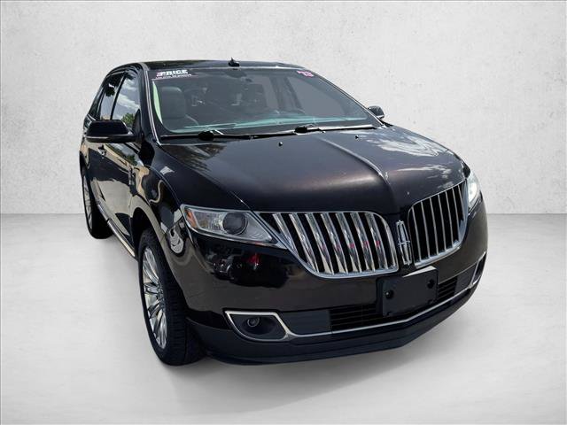 Used 2013 Lincoln MKX AWD image 3