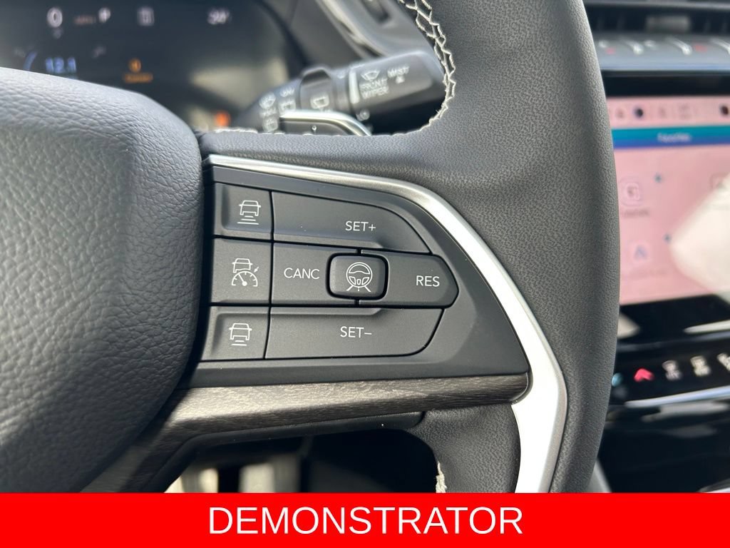 New 2026 Jeep Grand Cherokee Limited AWD/4WD image 17
