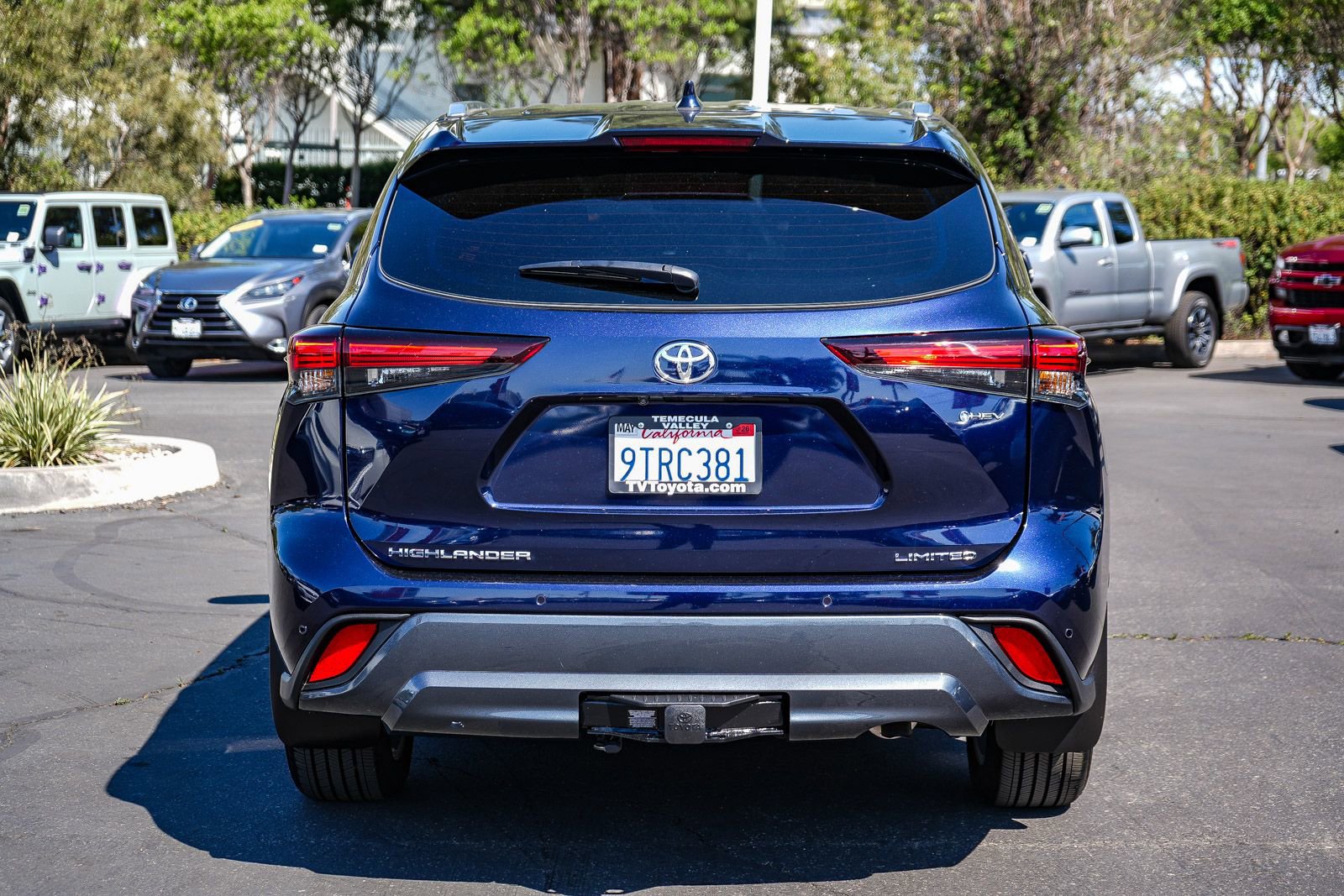 Certified 2025 Toyota Highlander Limited image 8