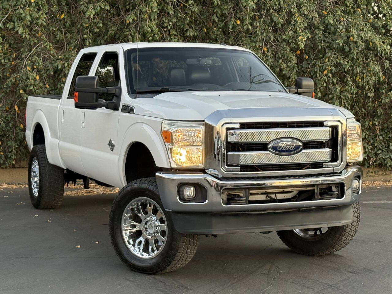 Used 2016 Ford F250 Lariat w/ Lariat Ultimate Package image 1