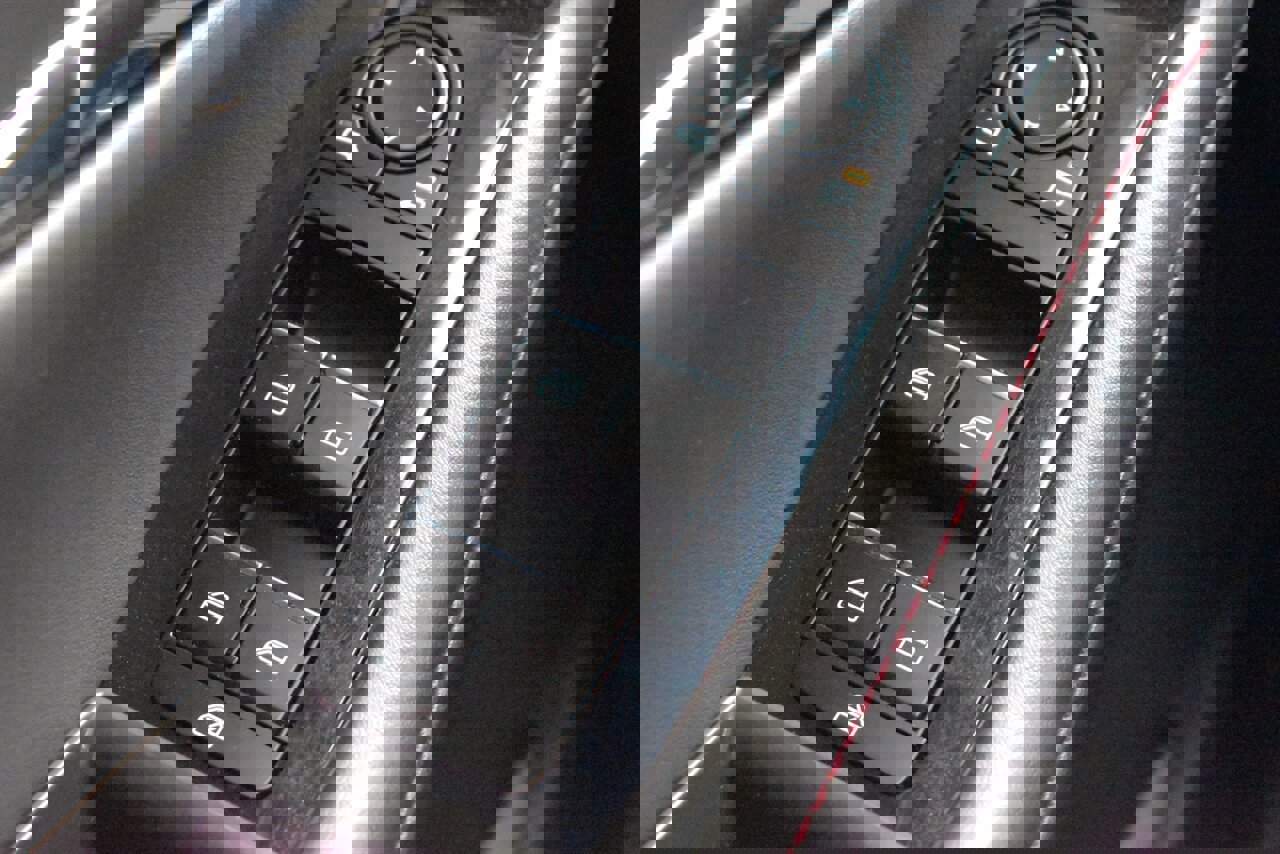 Used 2023 MAZDA CX-30 AWD 2.5 S w/ Preferred Package image 16