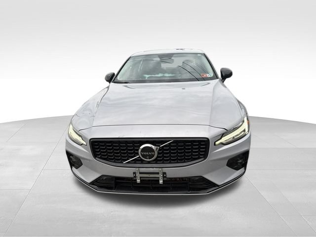 Used 2024 Volvo S60 B5 Plus FWD image 31