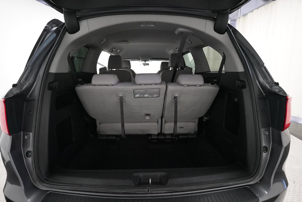 Used 2019 Honda Odyssey LX image 10