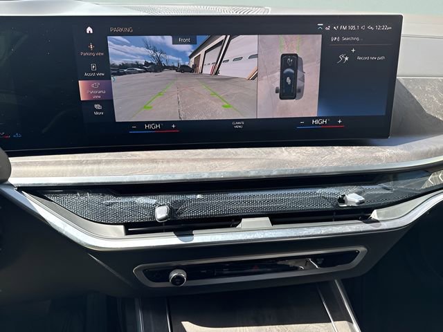 Used 2023 BMW X7 xDrive40i w/ Premium Package image 30