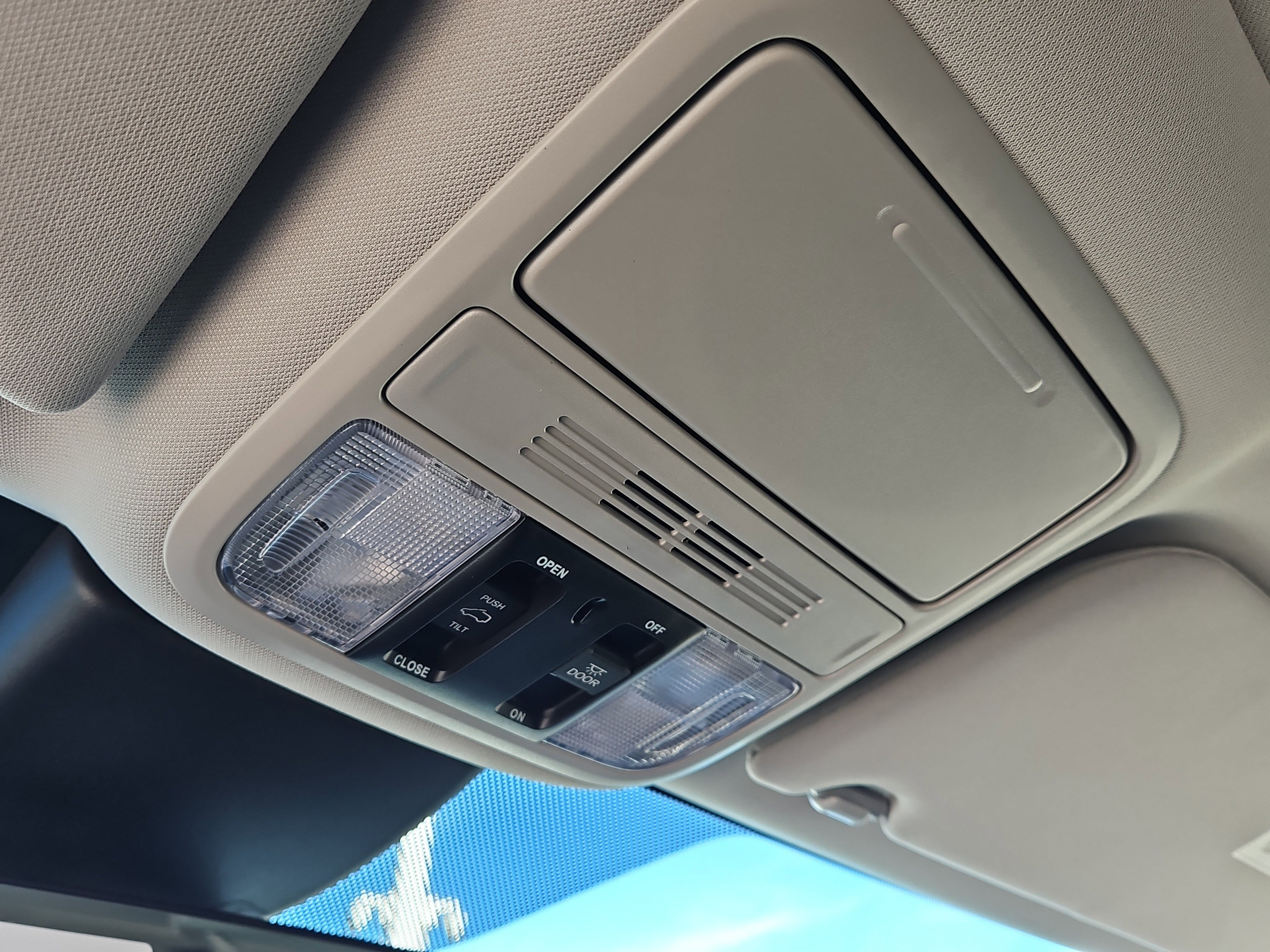 New 2026 Honda Odyssey Elite image 23