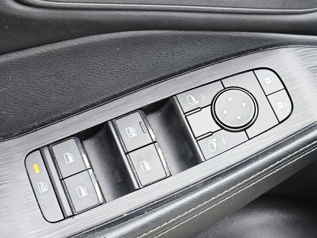 Certified 2024 Nissan Rogue SV FWD image 21