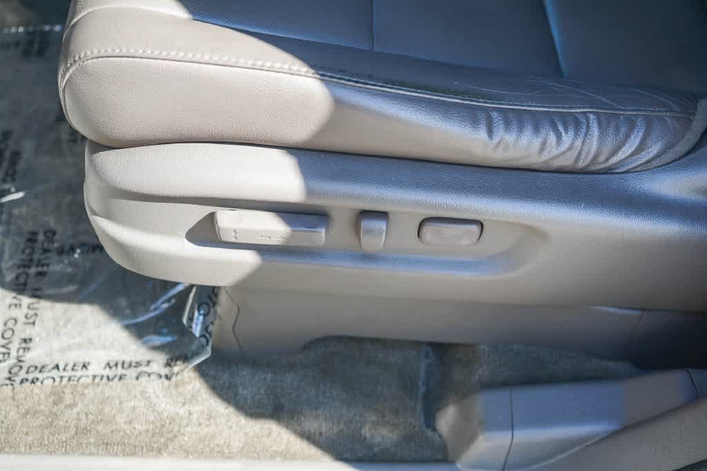 Used 2015 Honda Odyssey Touring image 24