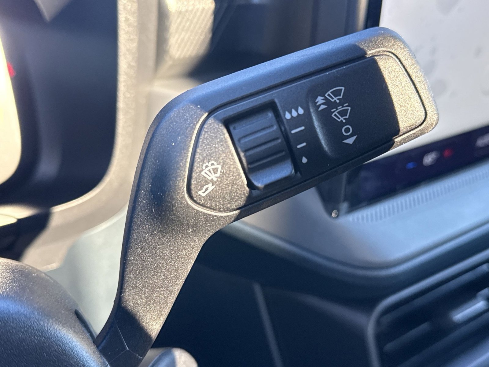 New 2026 Ford Maverick XL image 24