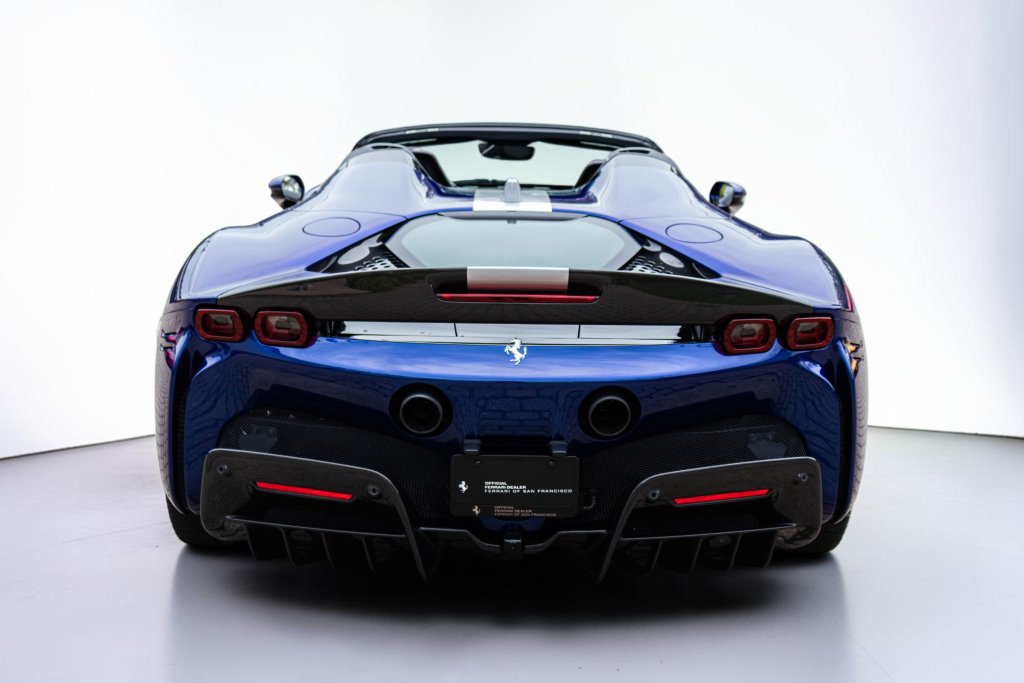 Used 2024 Ferrari SF90 Spider AWD/4WD image 7