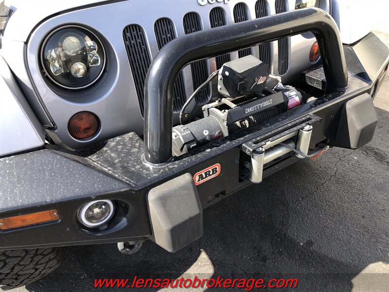 Used 2013 Jeep Wrangler Unlimited Sport w/ Connectivity Group AWD/4WD image 26