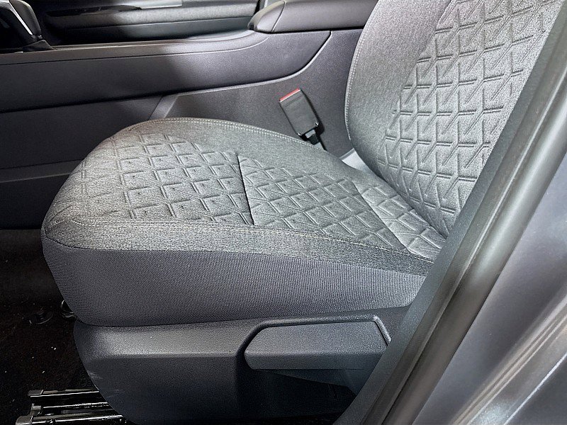 New 2026 Nissan Kicks SV w/ Cold Weather Package image 18