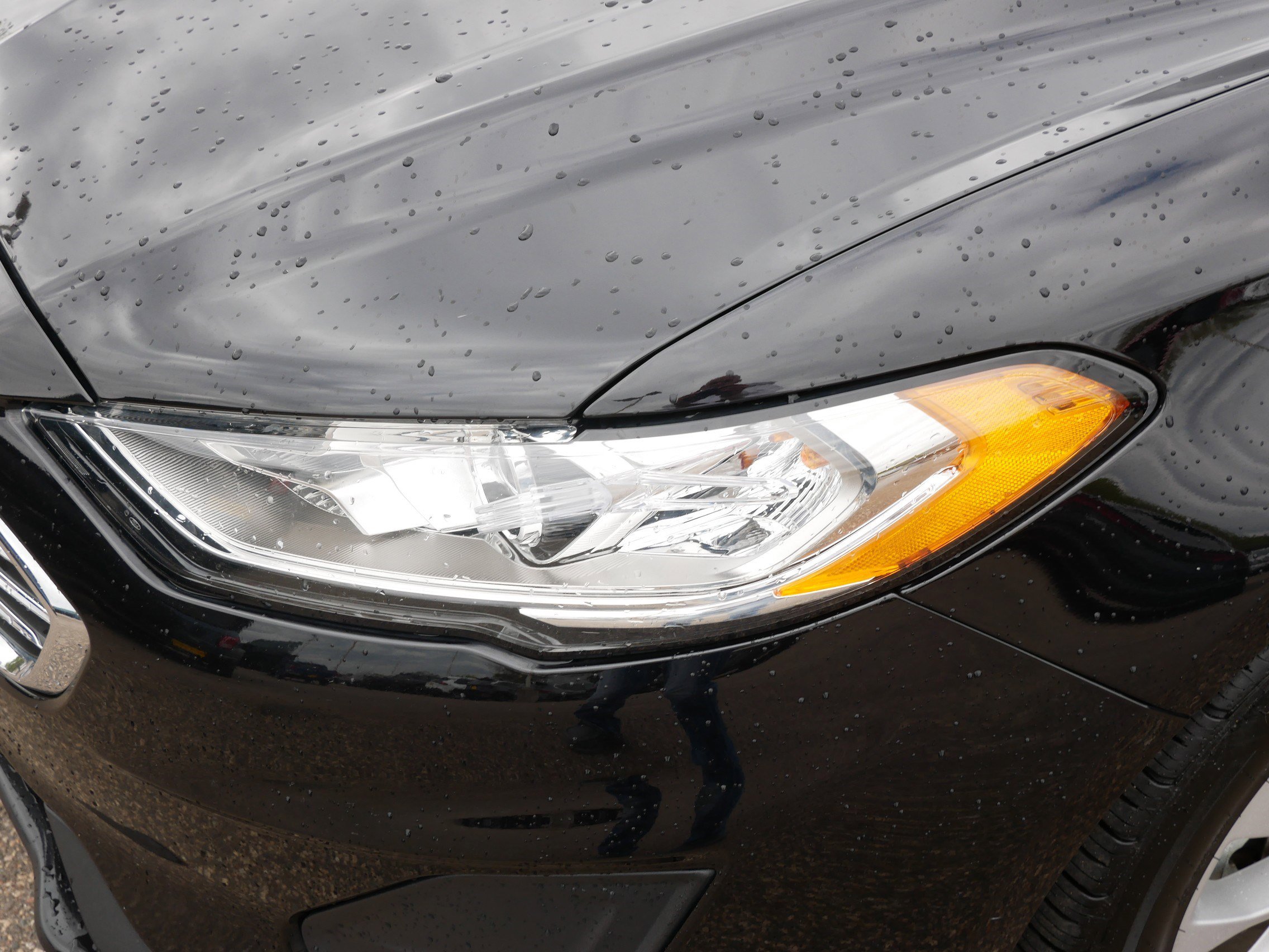 Used 2019 Ford Fusion SE FWD image 16
