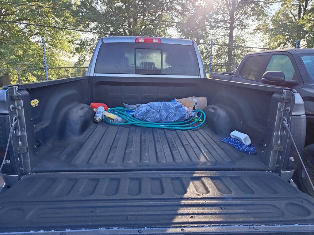 Used 2012 RAM 1500 Classic SLT AWD/4WD image 6