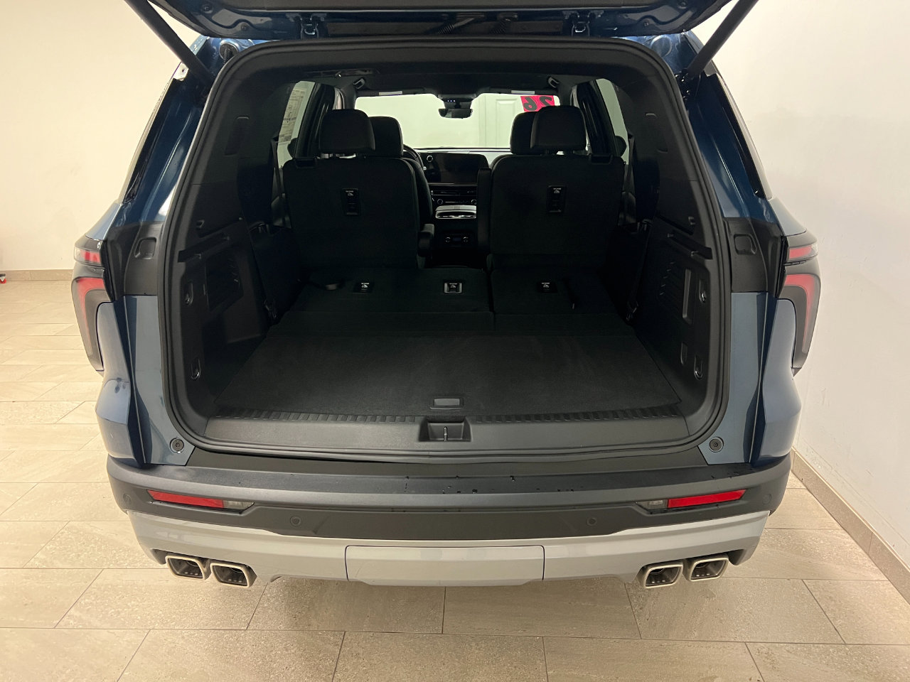 New 2026 Chevrolet Traverse Z71 w/ Enhanced Driving Package image 19