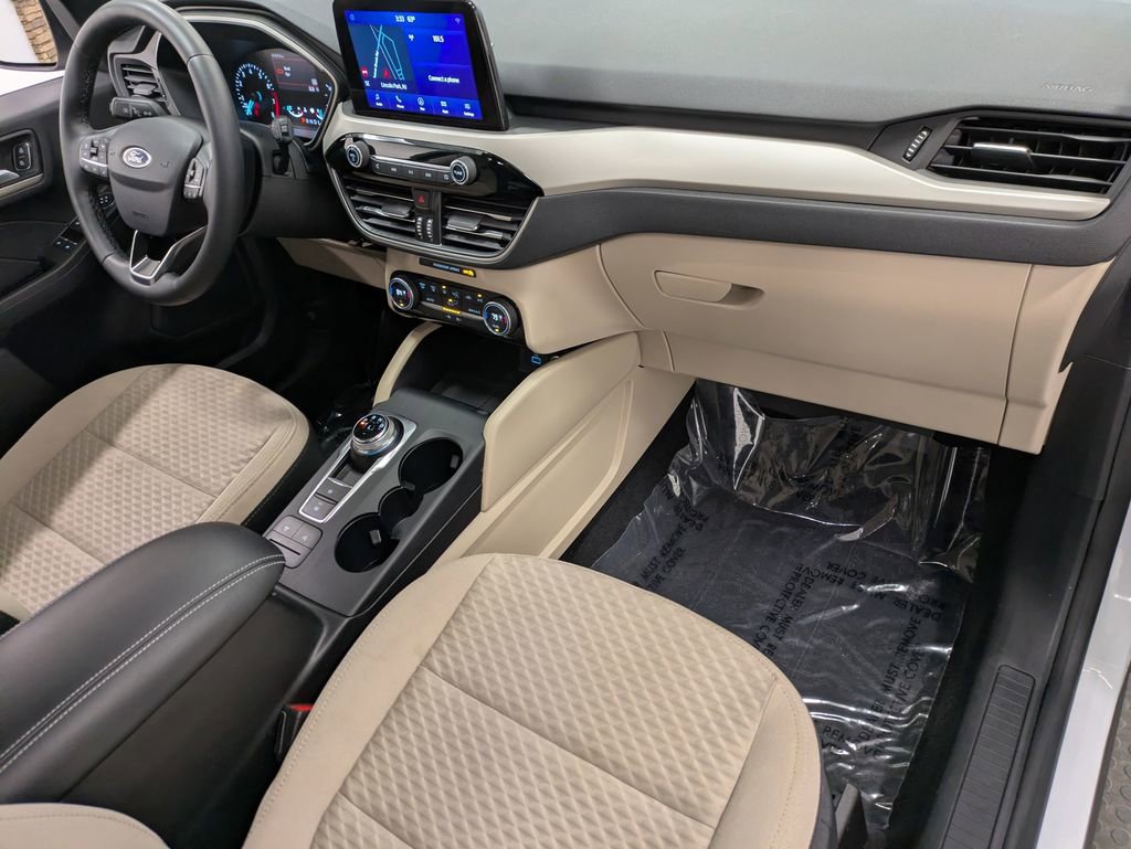 Used 2021 Ford Escape SE w/ Convenience Package FWD image 35